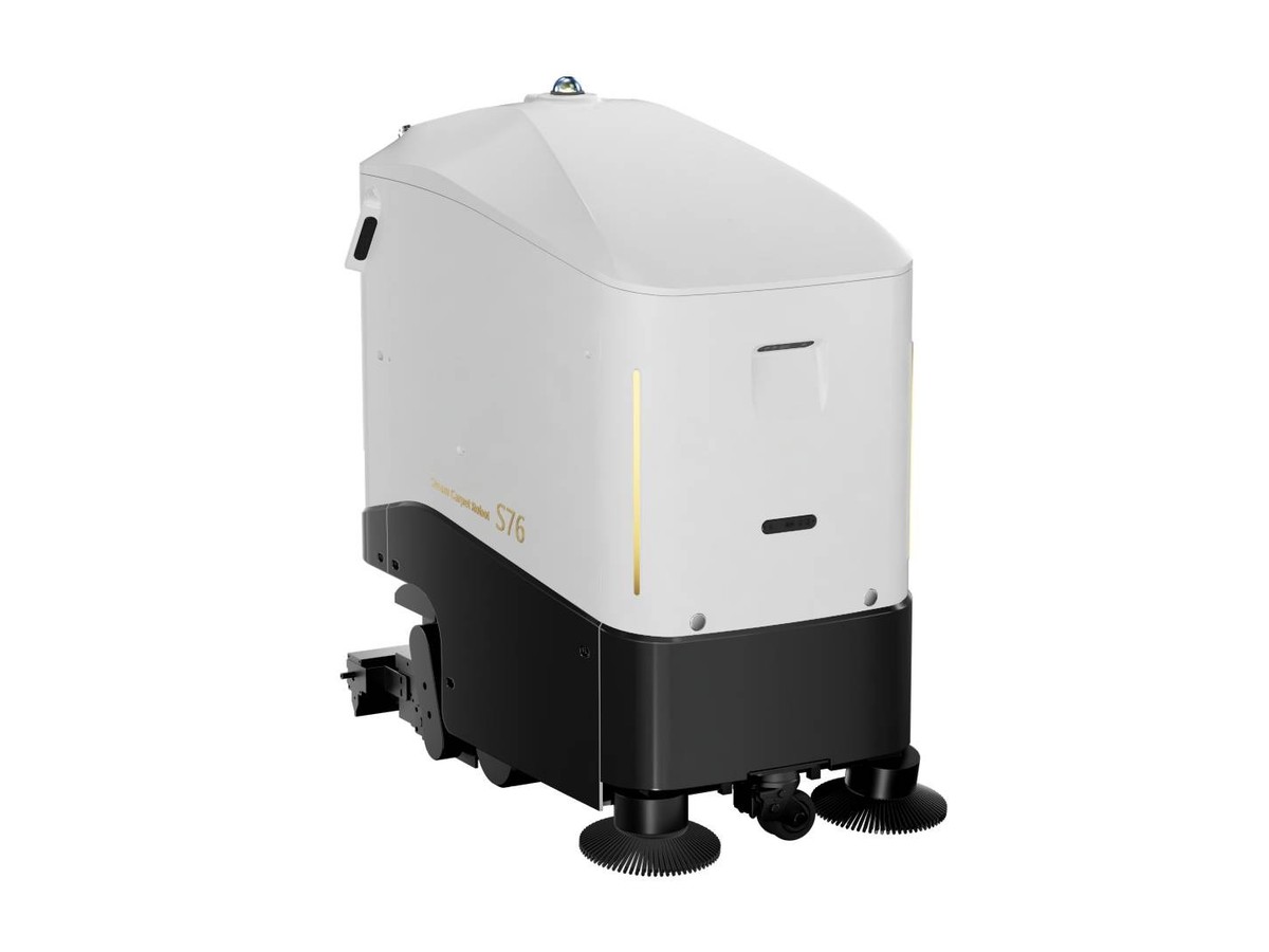 AdleRobot S76 steam carpet cleaning robot