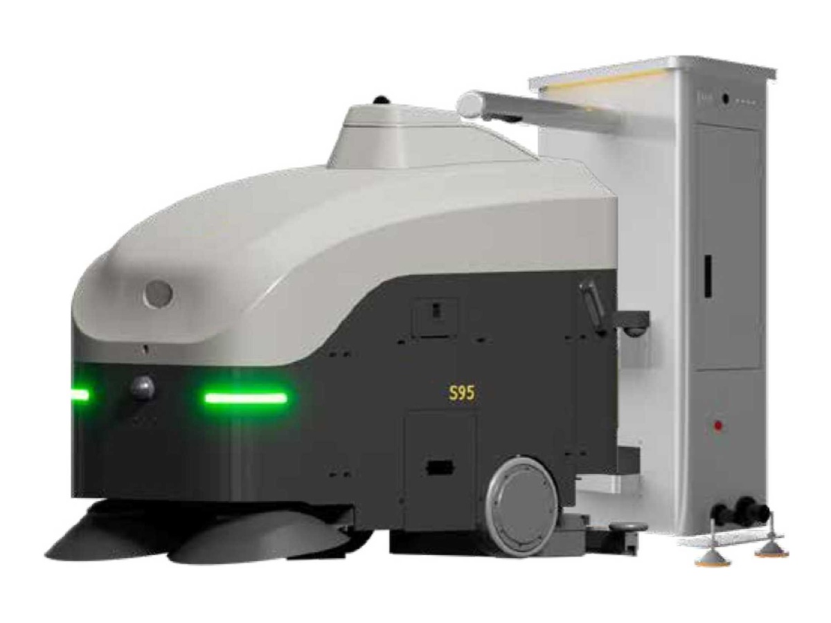 AdleRobot S95 sweeper and scrubber-dryer robot
